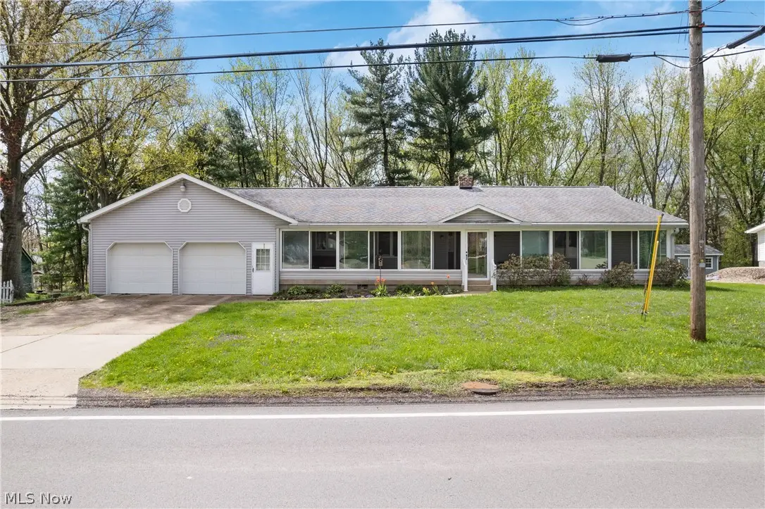 527 W Main Street, Dalton, OH 44618 - #1