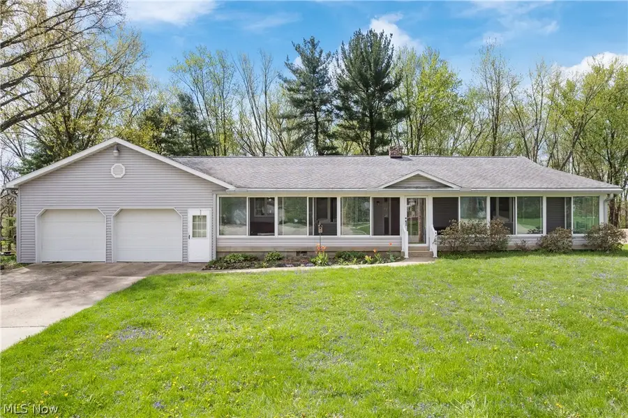 527 W Main Street, Dalton, OH 44618 - #3