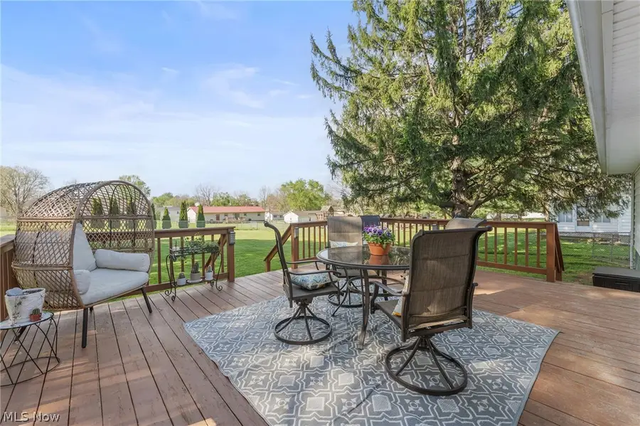 5180 Lynncrest Sw Street, Canton, OH 44706 - #2