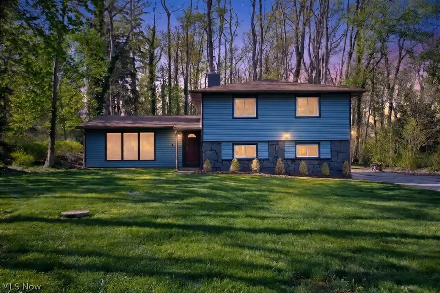 26 Sandy Hill Road, Sagamore Hills, OH 44067 - #2