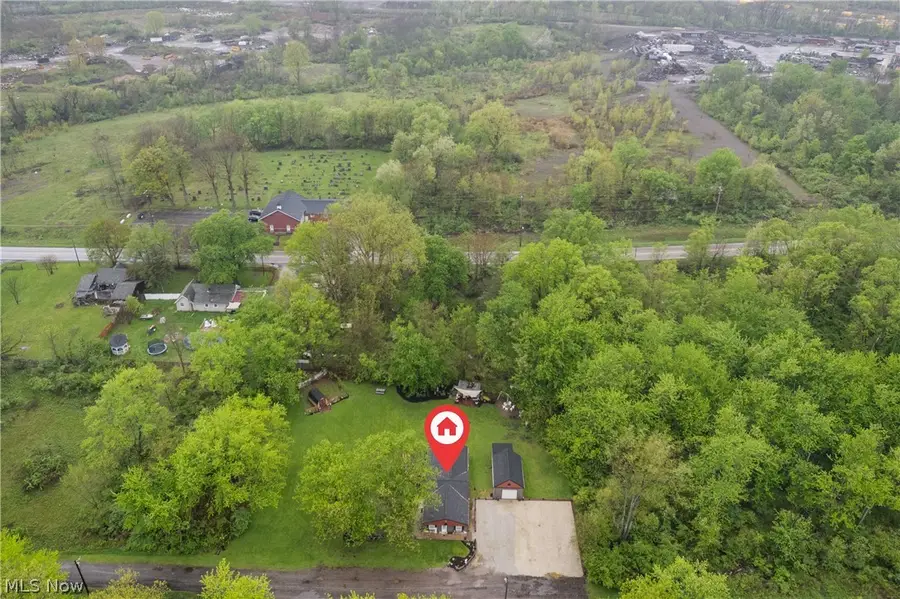 1057 Tremont Ne Avenue, East Canton, OH 44730 - #2