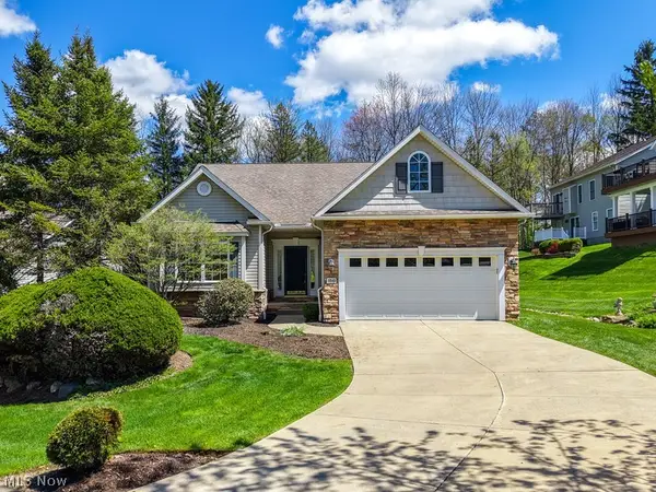 2345 Heron Crest Drive, Cuyahoga Falls, OH 44223