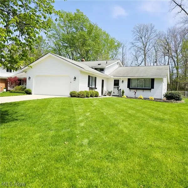 17016 Lanier Avenue, Strongsville, OH 44136