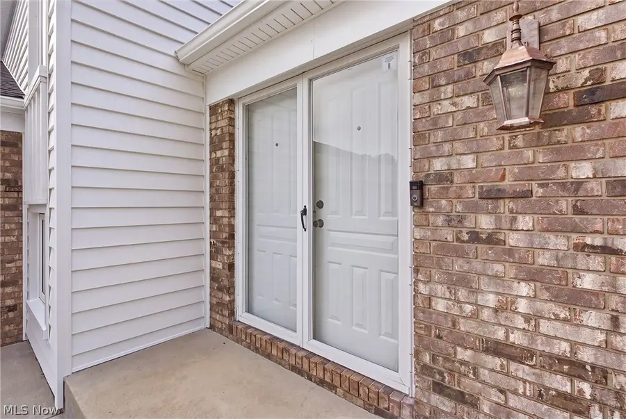 35771 Meadowdale Drive, Solon, OH 44139 - #3