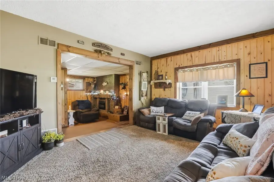 3811 SW State Route 258, Newcomerstown, OH 43832 - #3