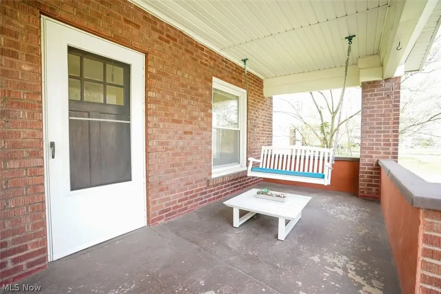 3390 Charles Street, Cuyahoga Falls, OH 44221 - #2