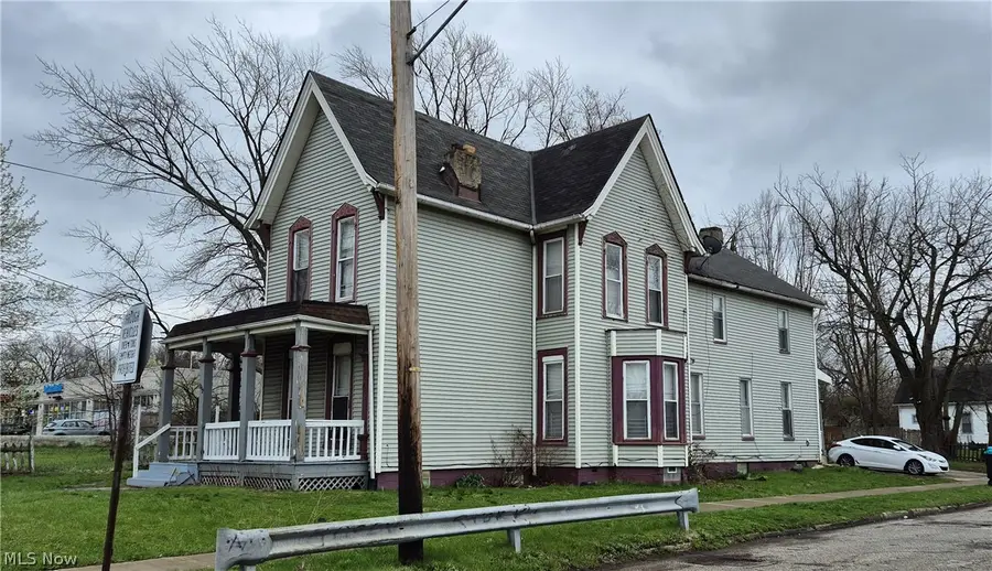 7202 Harvard Avenue, Cleveland, OH 44105 - #2
