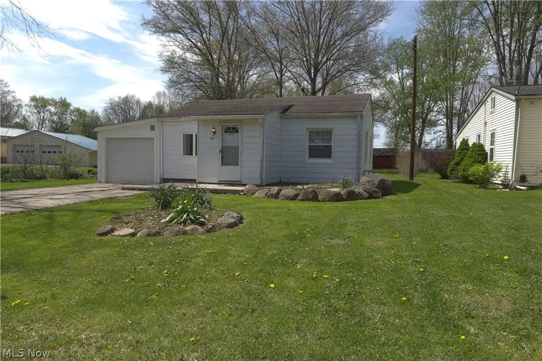 10924 Libby Avenue, Elyria, OH 44035 - #1