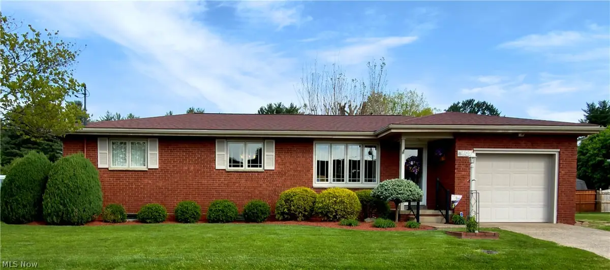 4402 Whited Drive, Vienna, WV 26105 - #1