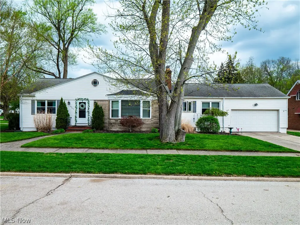 4765 W 220th Street, Fairview Park, OH 44126 - #1