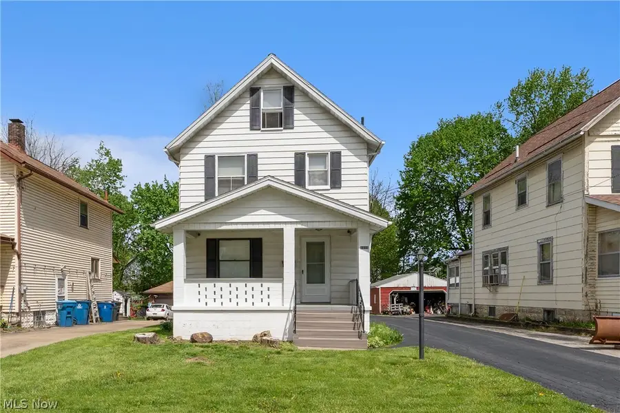 273 Maplewood Avenue, Struthers, OH 44471 - #2