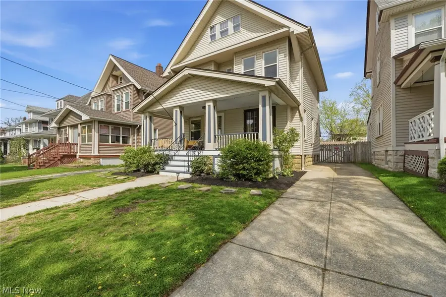 1215 Ethel Avenue, Lakewood, OH 44107 - #2