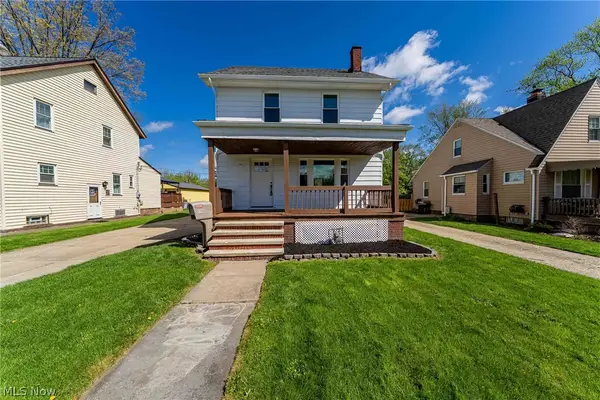 17408 Elsienna Avenue, Cleveland, OH 44135