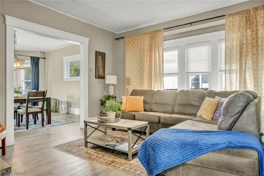6011 Ellen Avenue, Cleveland, OH 44102 - #2