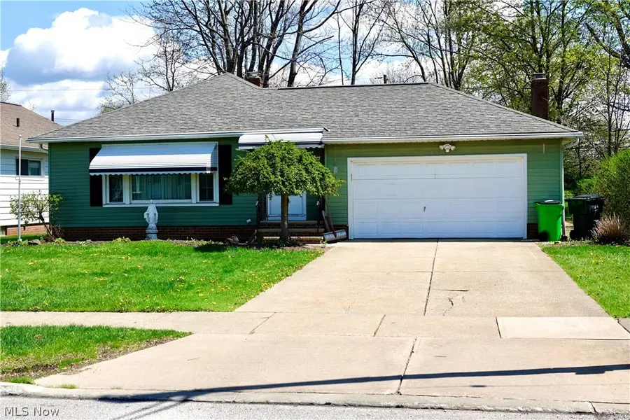 1661 Chelmsford Road, Mayfield Heights, OH 44124 - #2