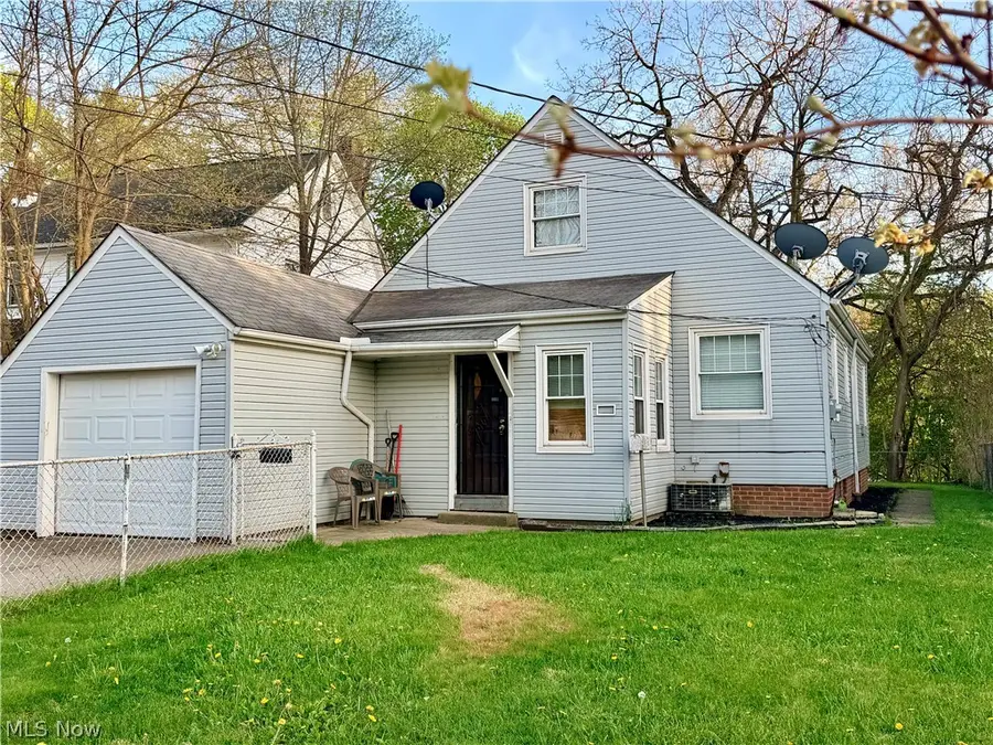 10506 Park Heights Road, Cleveland, OH 44104 - #2