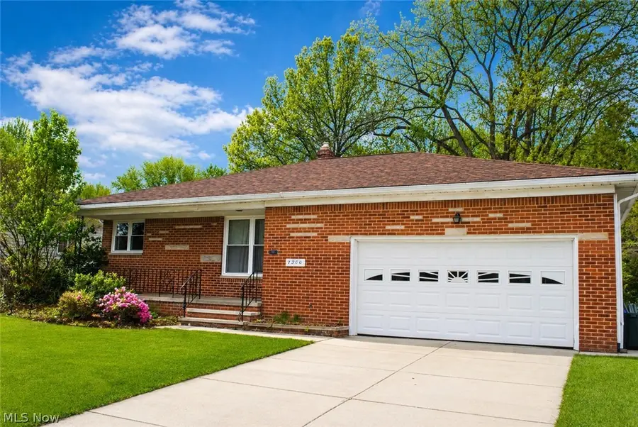 7300 Maplewood Road, Parma, OH 44130 - #3