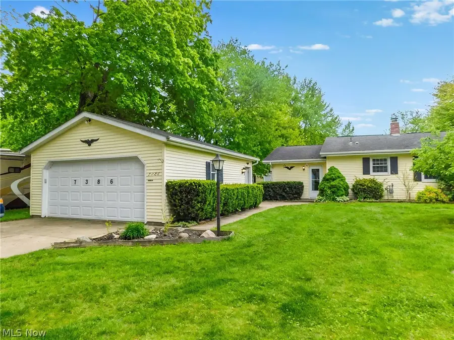 7386 Lake Road, Madison, OH 44057 - #3