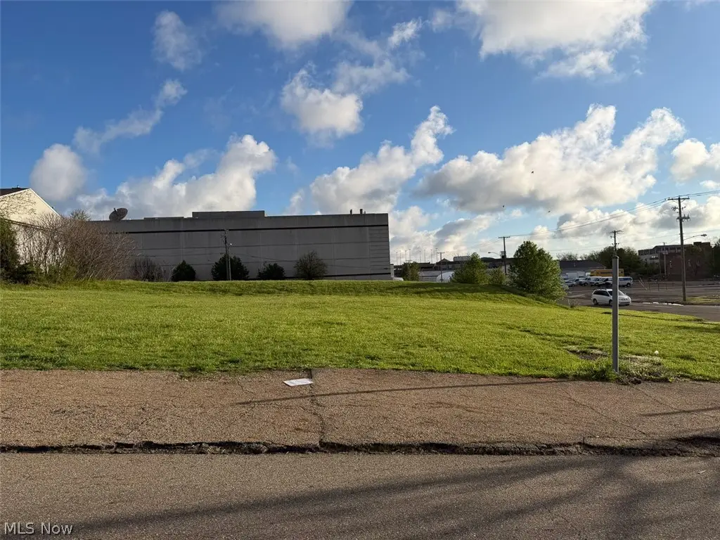 7th Se Street, Canton, OH 44702 - #1