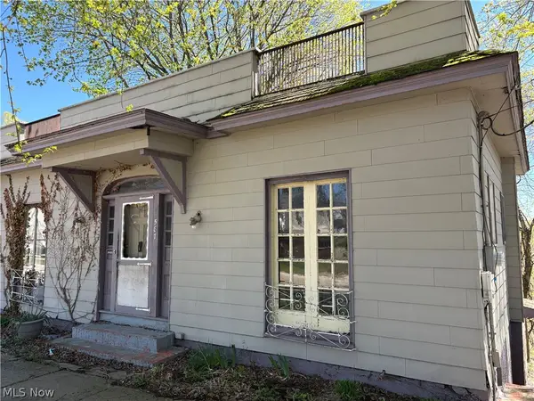 587 Main Street, Conneaut, OH 44030