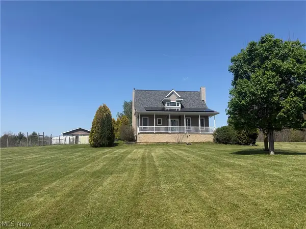 12159 Lawndell Sw Road, Navarre, OH 44662