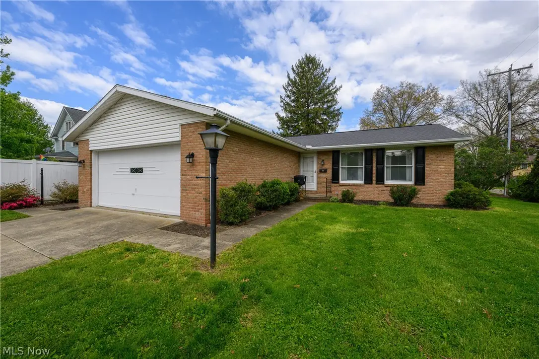 115 E 15th Street, Dover, OH 44622 - #1
