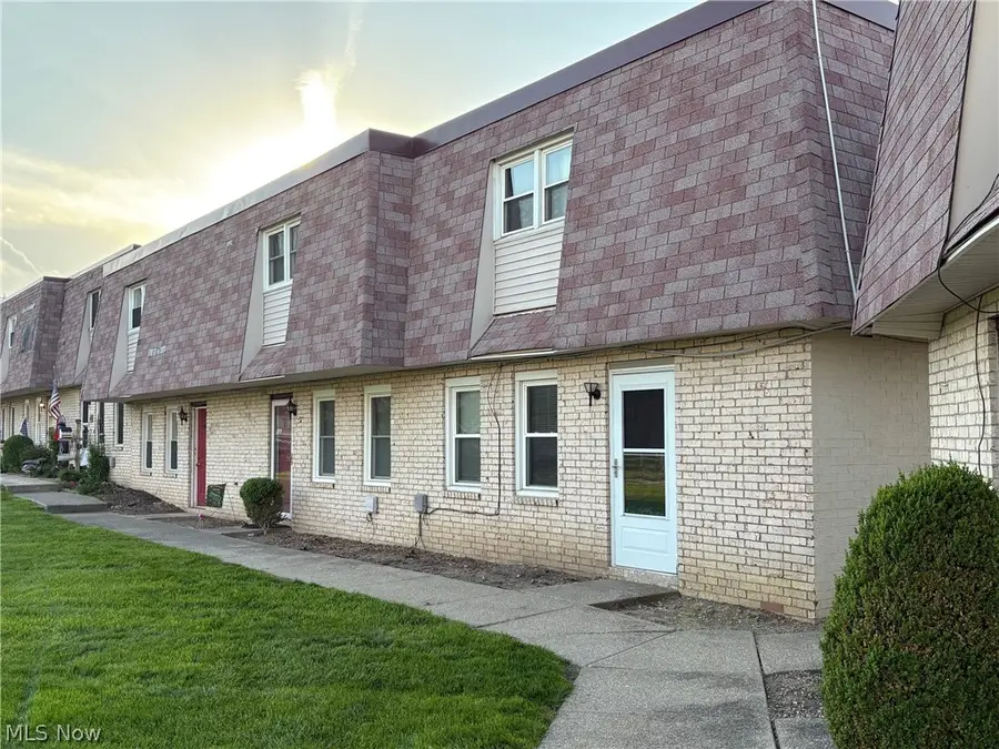 4263 Bennington Boulevard, Brunswick, OH 44212 - #2