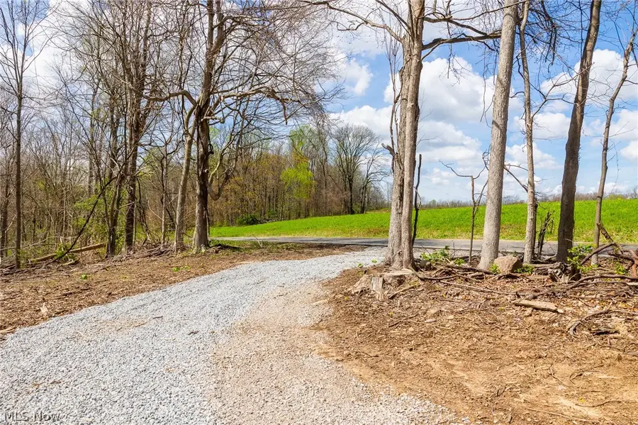 105 W Hanley Road, Mansfield, OH 44904 - #3