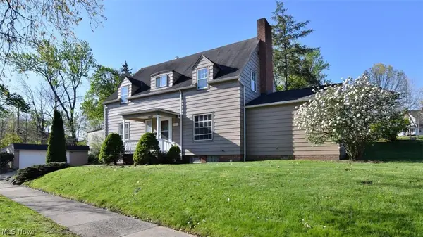 2423 Eaton Road, University Heights, OH 44118
