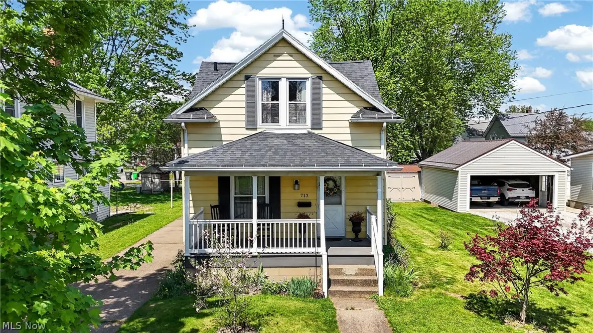 713 W Oak Street, Orrville, OH 44667 - #1