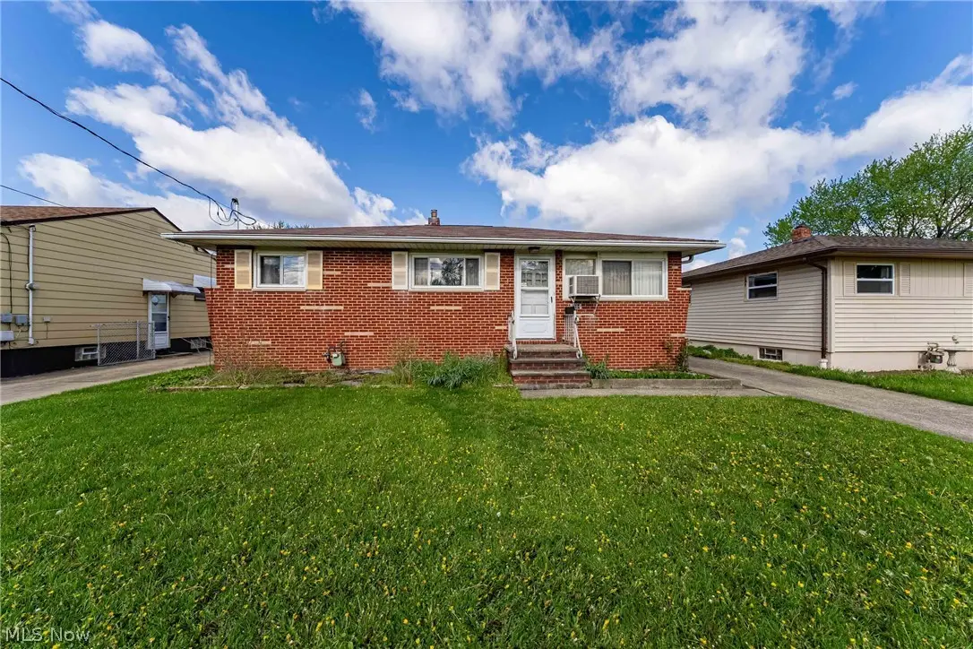 5884 Michael Drive, Brook Park, OH 44142 - #1