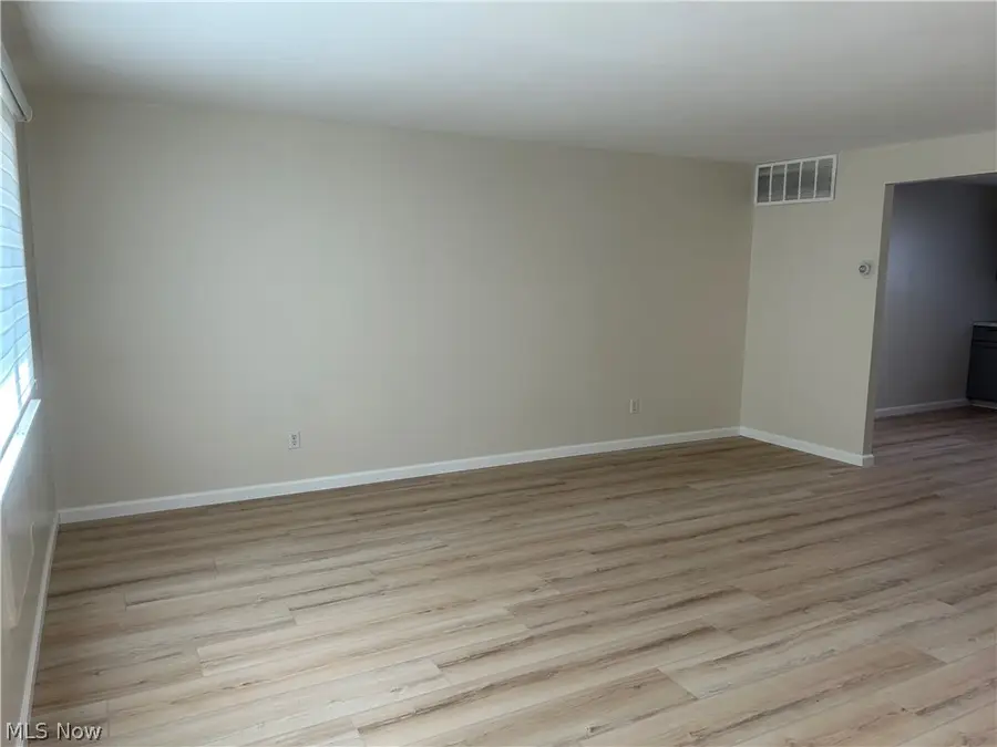 1602 Lee Terrace Drive, Wickliffe, OH 44092 - #3