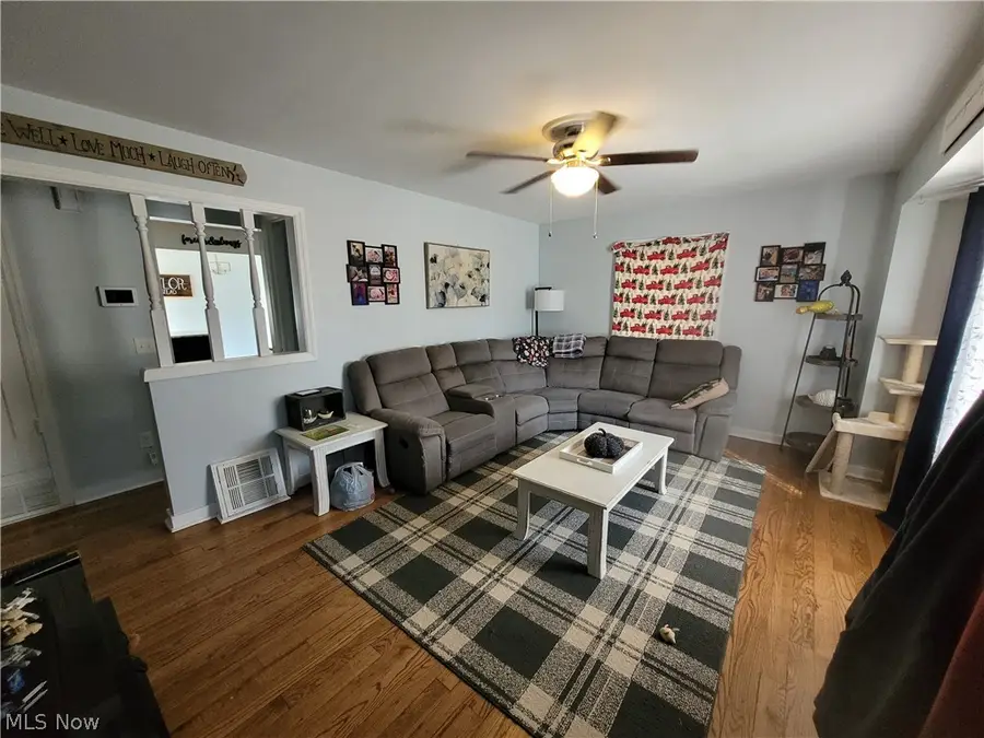 1682 Sunset Avenue, Akron, OH 44301 - #3