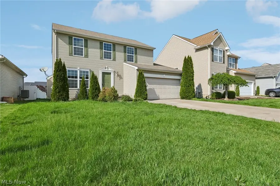 38210 Kingston Drive, North Ridgeville, OH 44039 - #2