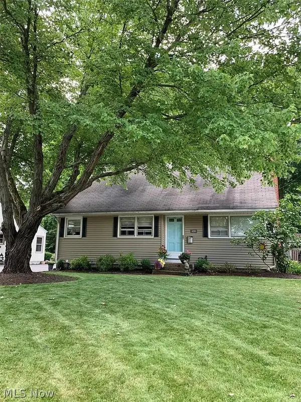 450 Bell Street, Chagrin Falls, OH 44022