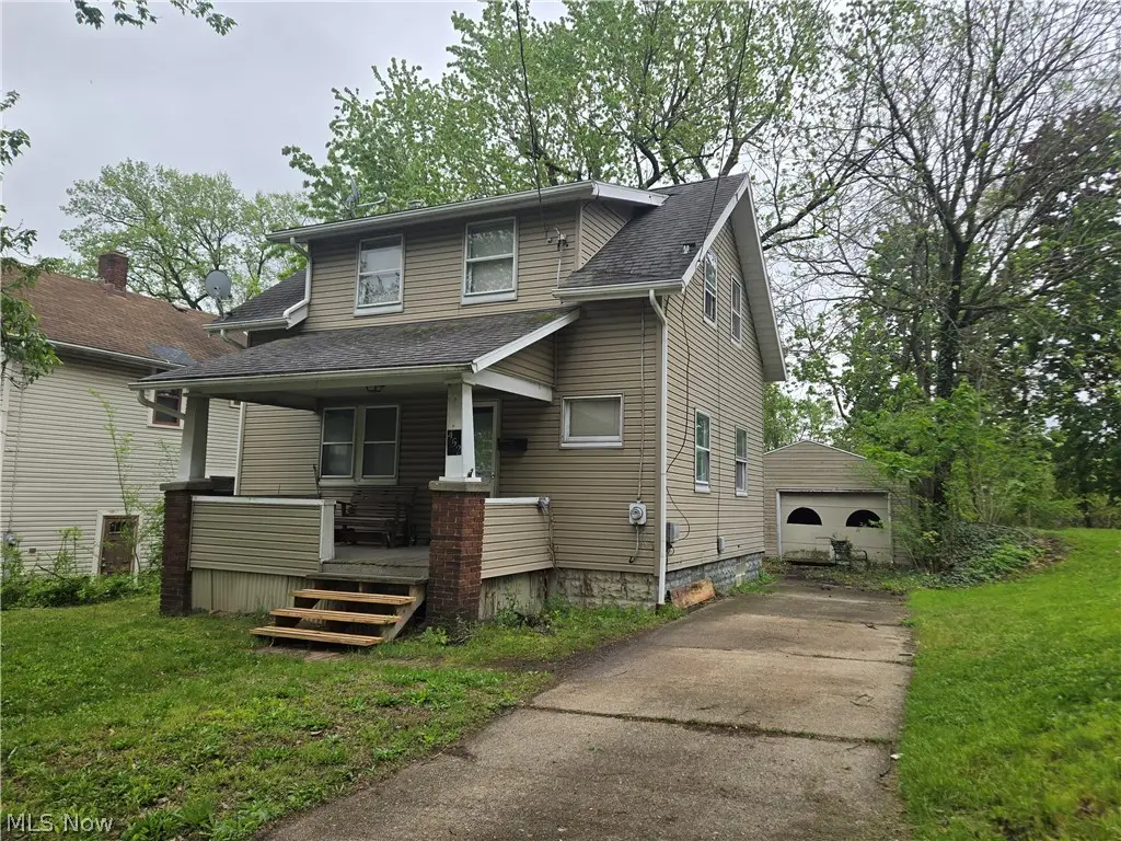 452 Allenford Street, Akron, OH 44314 - #1