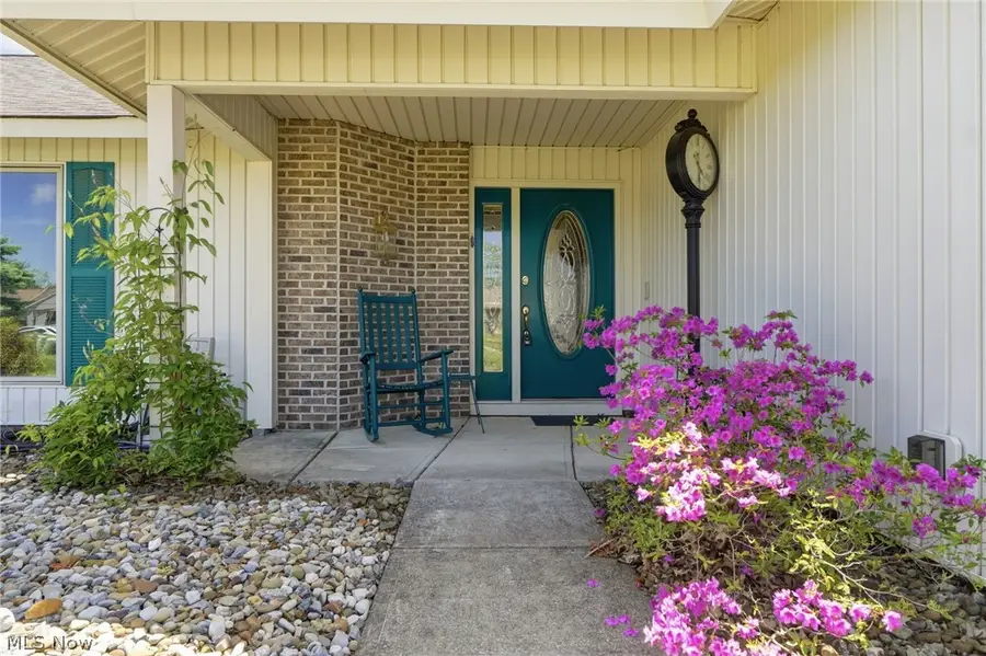 33037 Pebblebrook Drive, North Ridgeville, OH 44039 - #3