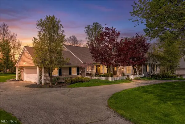 32245 Burlwood Drive, Solon, OH 44139