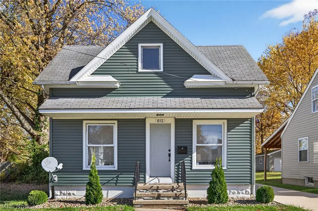 612 Thayer Avenue, Ashtabula, OH 44004 - #1