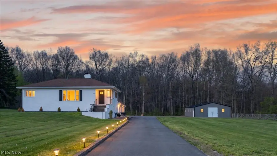 2382 Warren Burton Road, Southington, OH 44470 - #2
