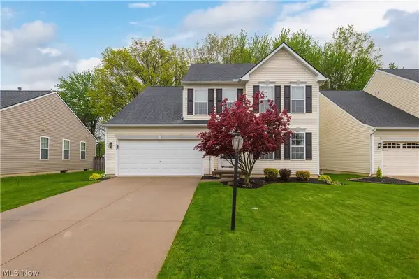 37972 Pebble Lake Trail, North Ridgeville, OH 44039