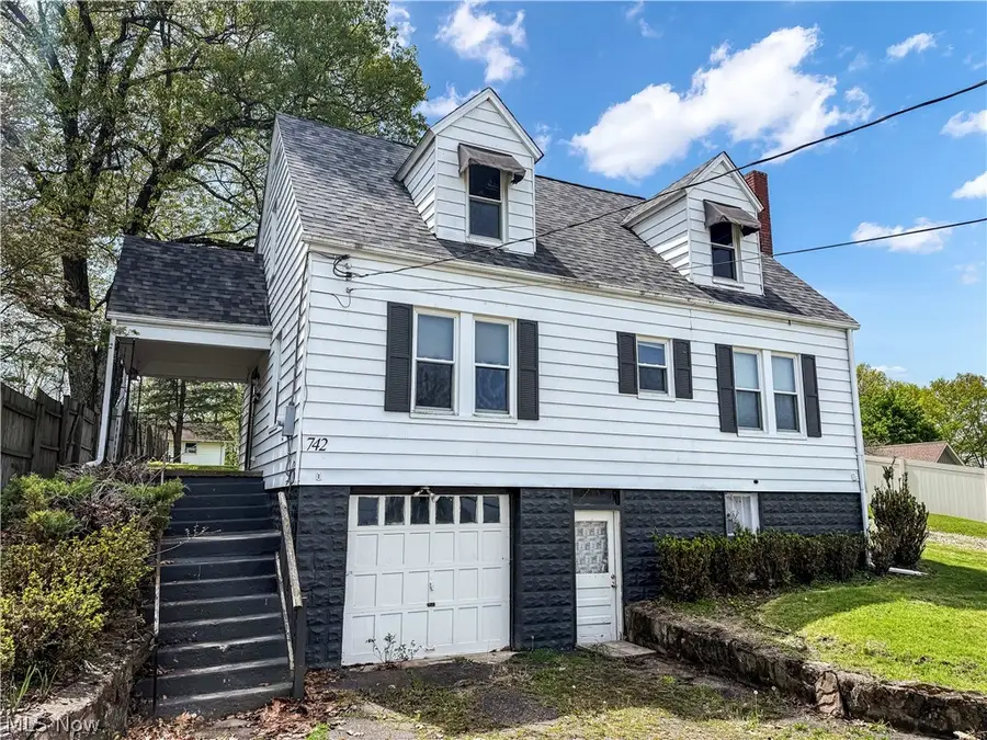 742 E Market Street, Cadiz, OH 43907 - #2