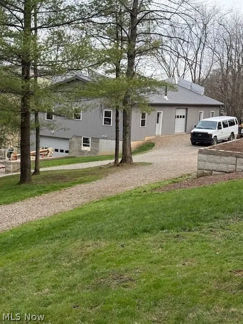 30299 County Road 10, Fresno, OH 43824