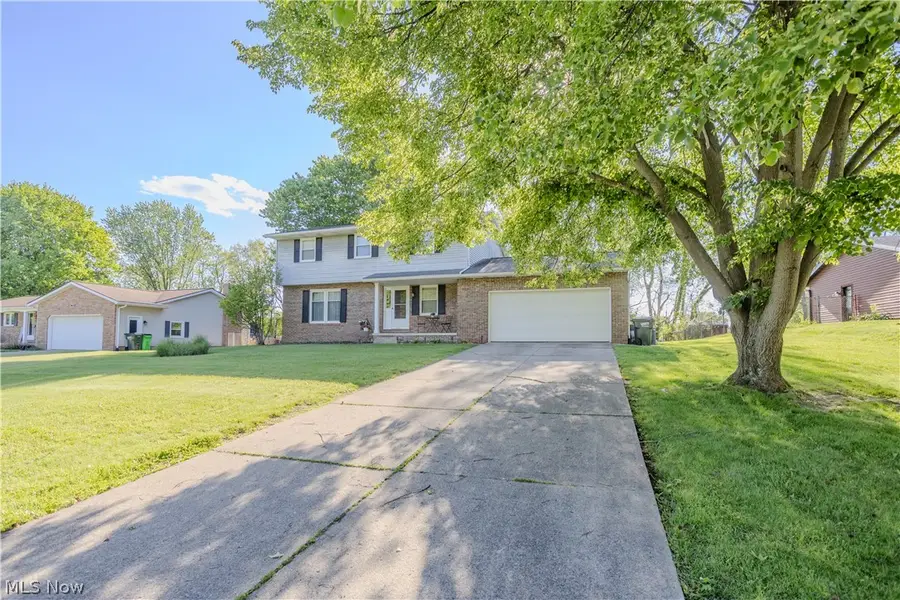 11805 Meadowlane Nw Avenue, Uniontown, OH 44685 - #2