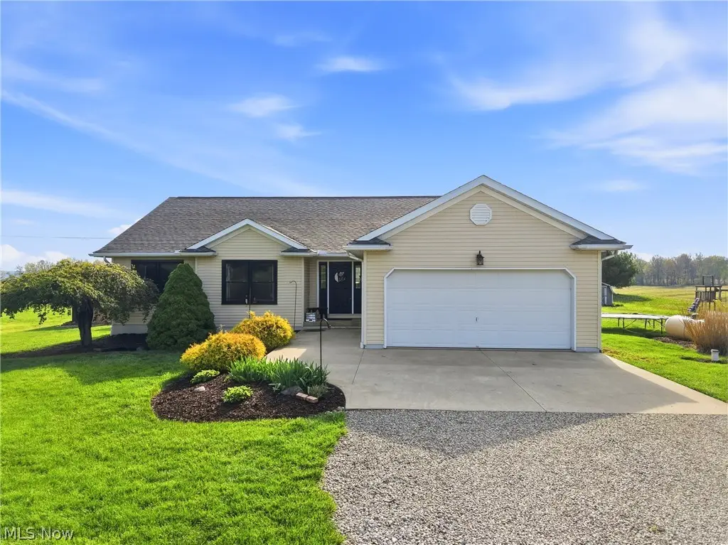 6444 Newkirk Road, Shreve, OH 44676 - #1
