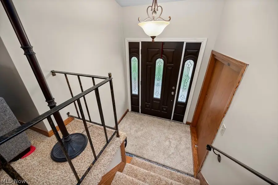 6419 Hollywood Drive, Parma, OH 44129 - #3