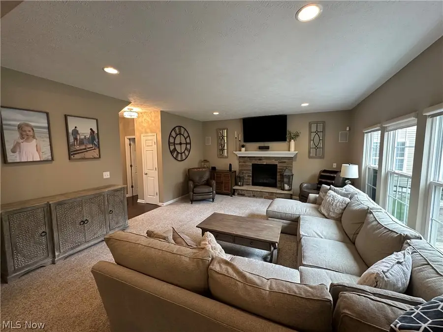 10363 Redbud Drive, Aurora, OH 44202 - #3