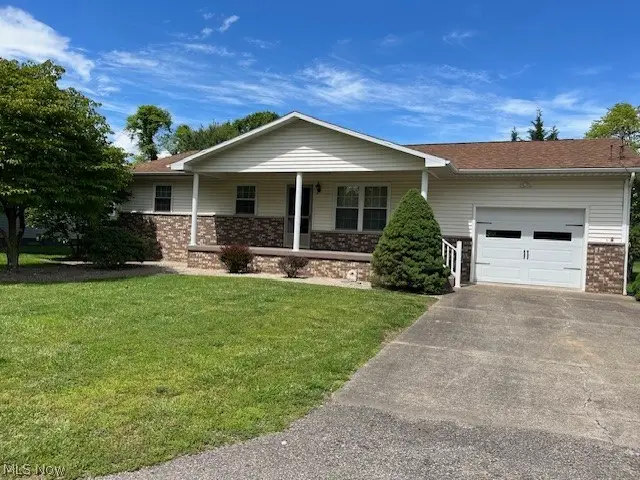 287 N Meadowlark Drive, Williamstown, WV 26187 - #1