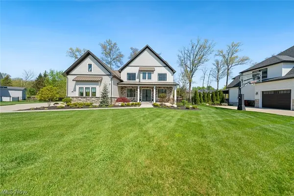 29288 Hampshire Place, Westlake, OH 44145
