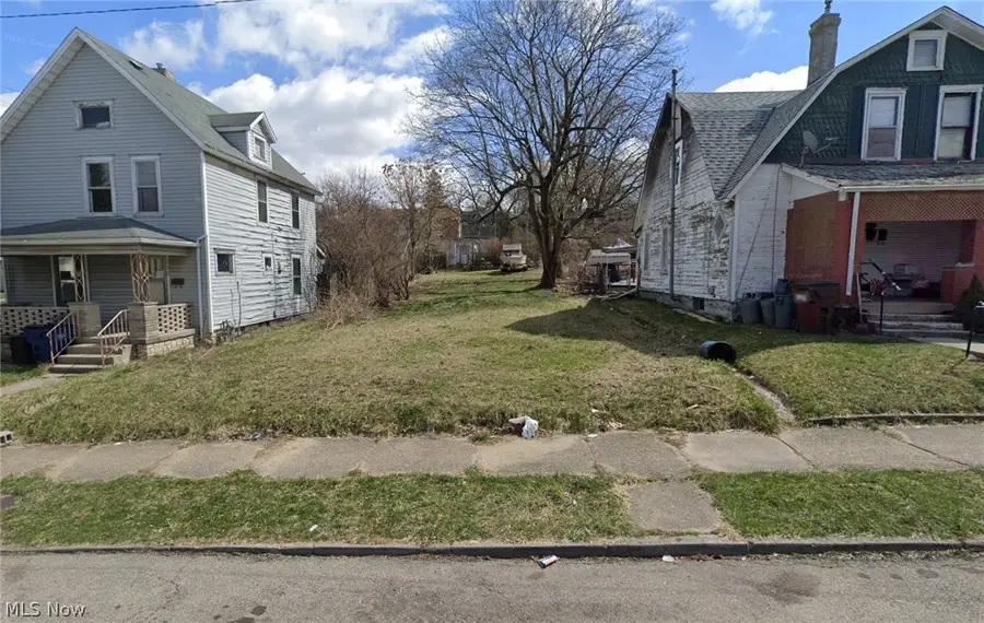 126 N Greenmount Avenue, Springfield, OH 45503 - #2